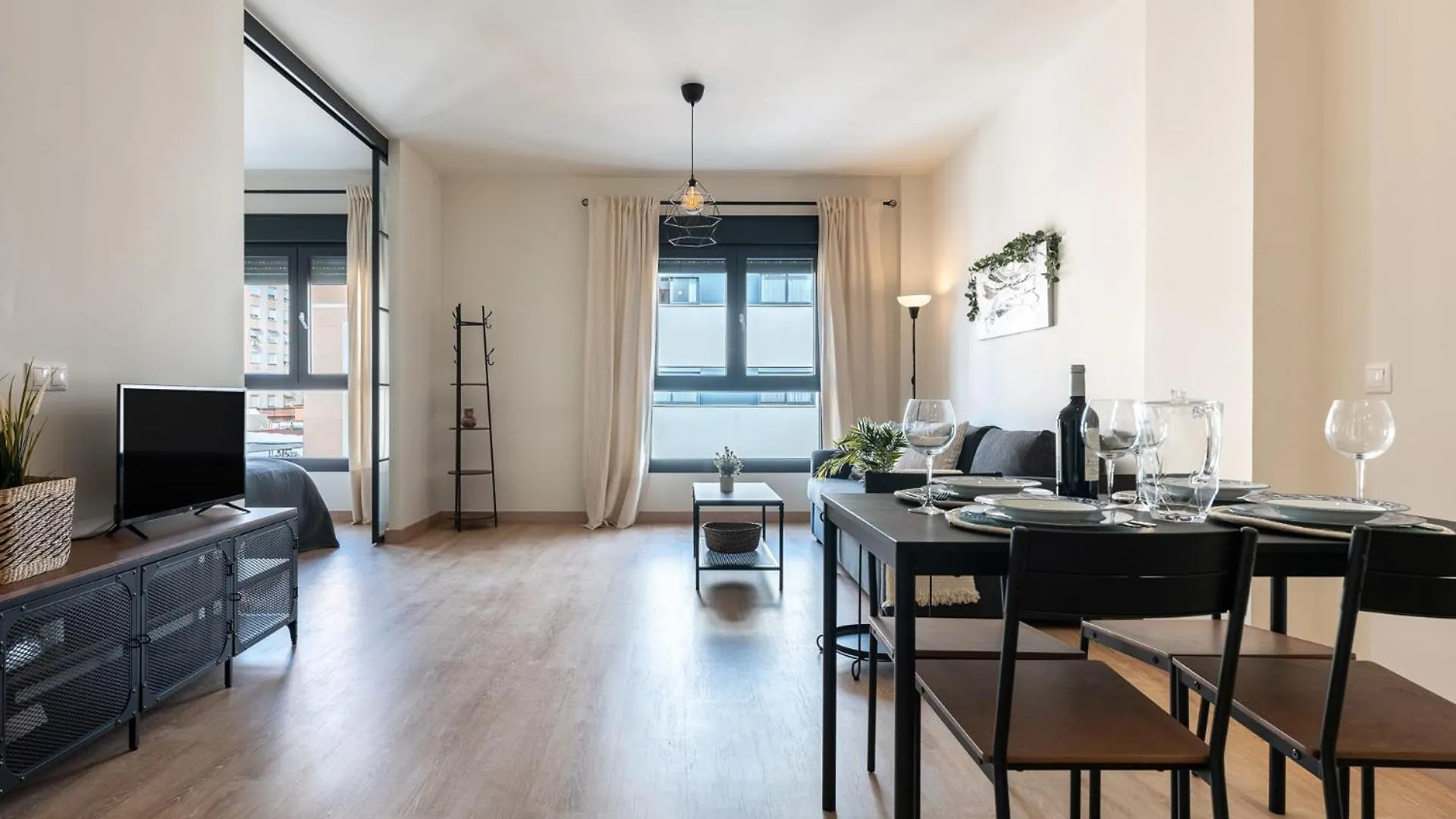 Malagasuite Comfortable Home Apartments