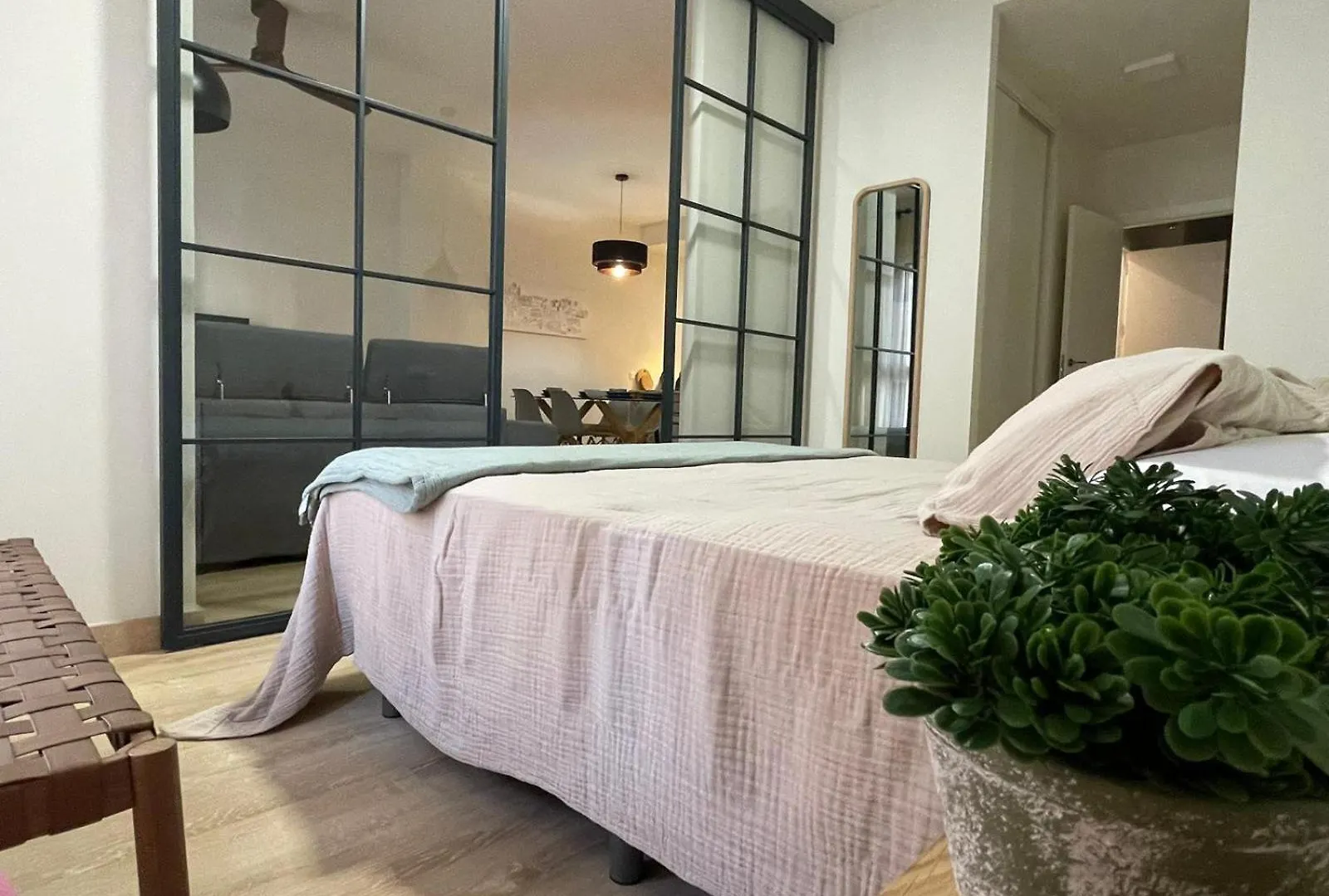 Malagasuite Comfortable Home Apartments
