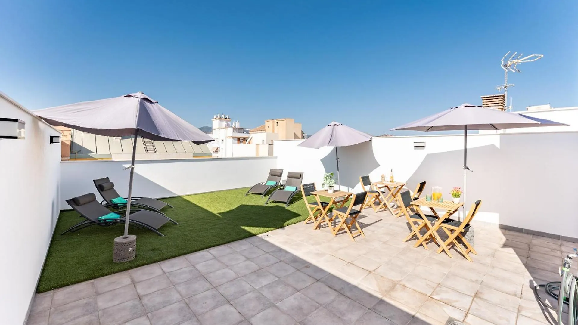 Malagasuite Comfortable Home Apartments